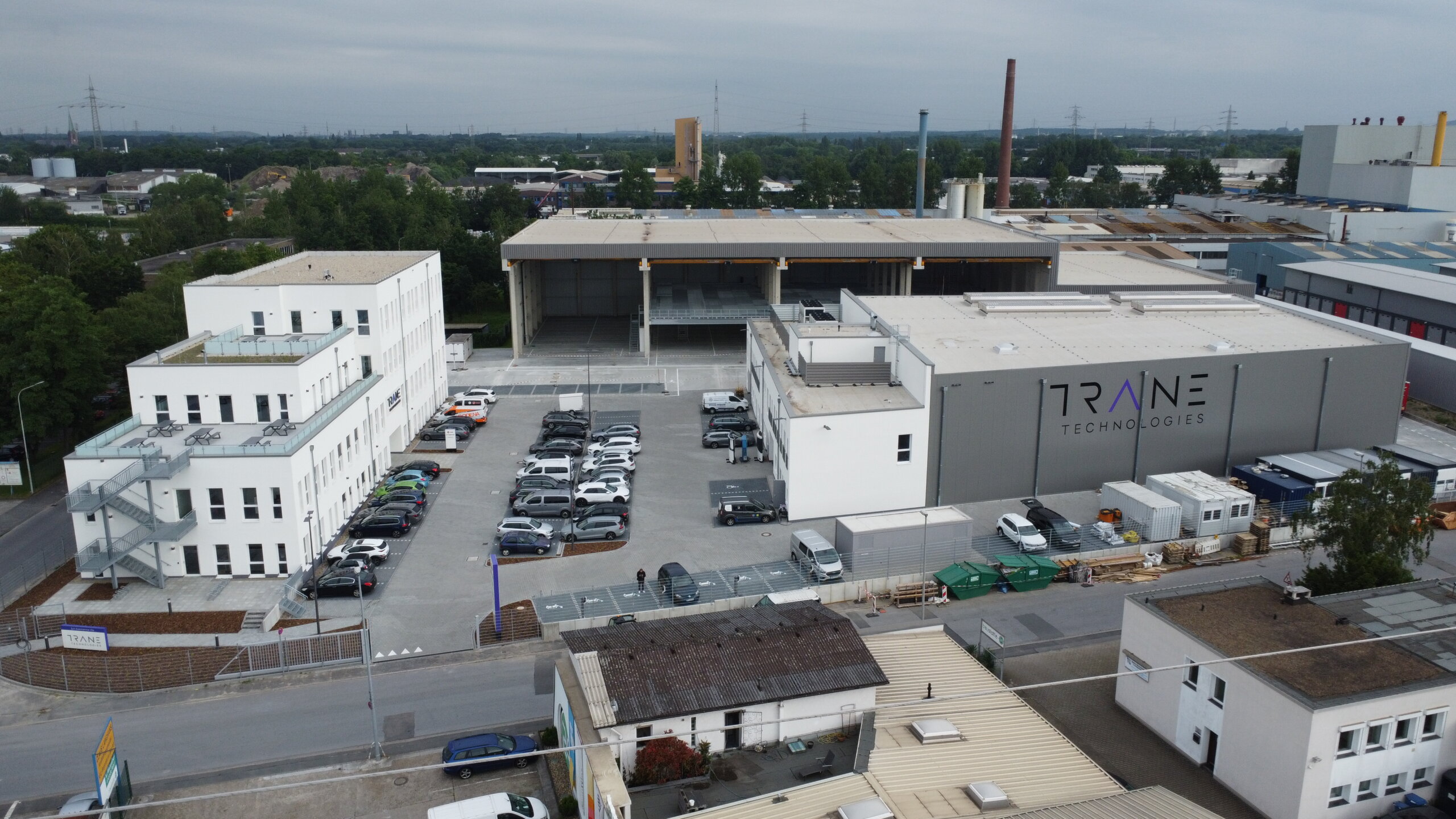 https://www.plassmeier-bau.de/wp-content/uploads/2020/12/DJI_0565-scaled.jpg