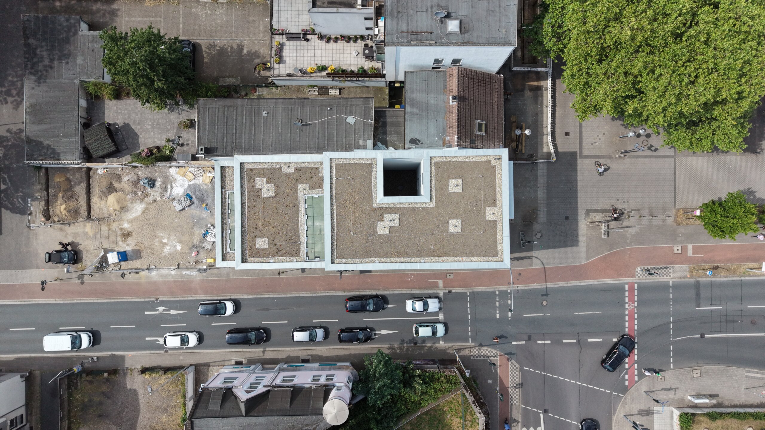 https://www.plassmeier-bau.de/wp-content/uploads/2025/01/dji_fly_20260706_161054_0127_1783348054626_photo-scaled.jpg